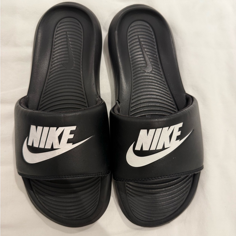 Nike Black Comfort Slides